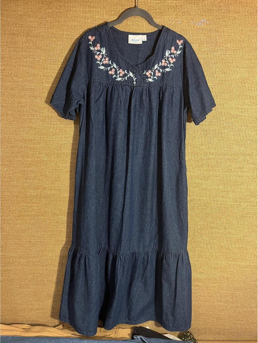 Vintage National Denim Dress Size Large Floral Embroidery 100% Cotton